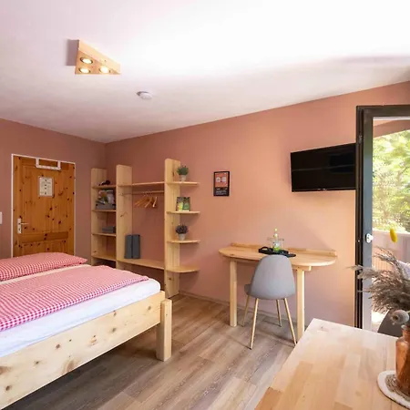 Han/Misafirhane Talstation Heumoederntal