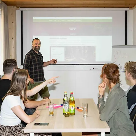 Han/Misafirhane Talstation Heumoederntal